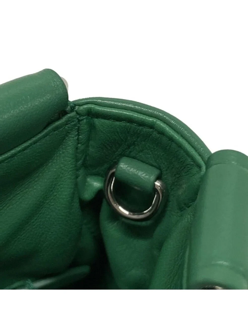 Prada Handbag Green Re Edition Leather - Picture 13 of 15